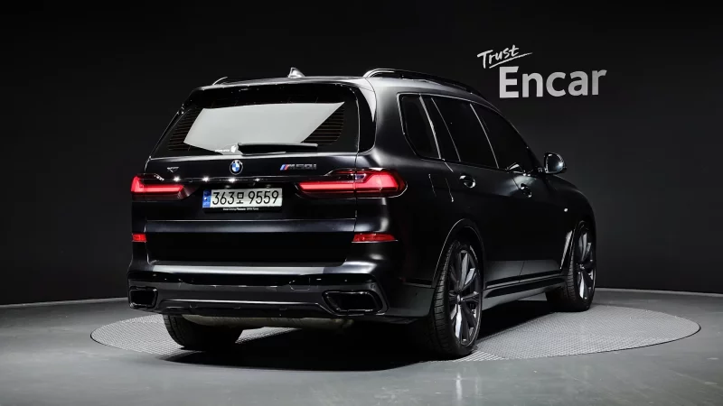 BMW X7