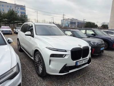 BMW X7