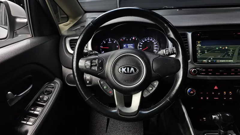 Kia Carens