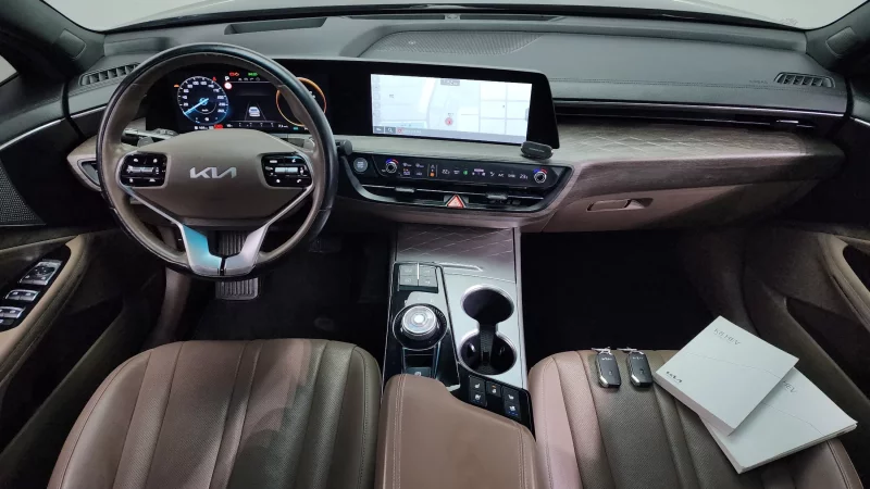 Kia K8