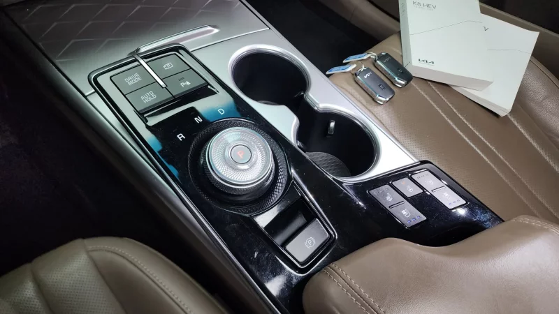 Kia K8