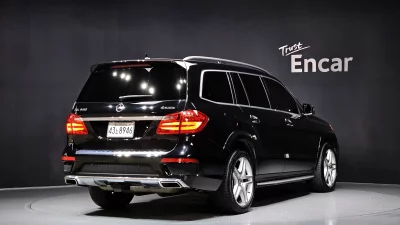 Mercedes-Benz GL-Class