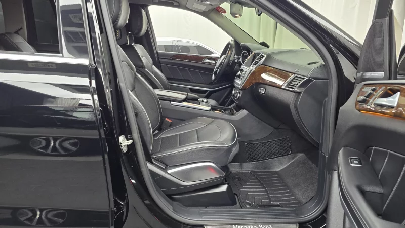 Mercedes-Benz GL-Class