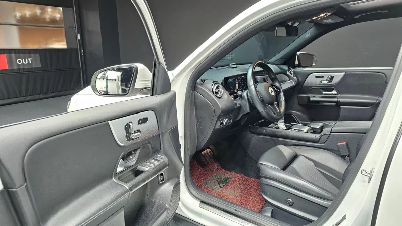 Mercedes-Benz GLB-Class