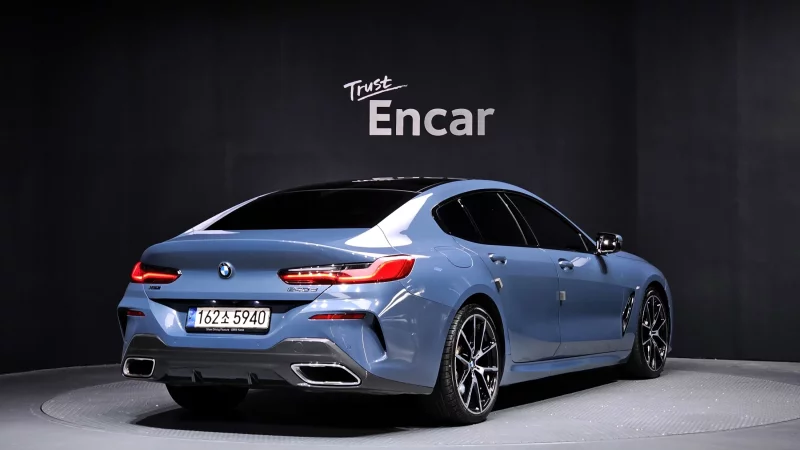 BMW 8-Series