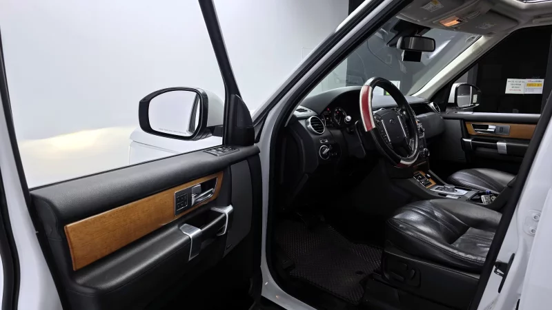 Land Rover DISCOVERY