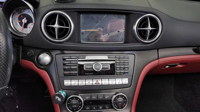 Mercedes-Benz SL-Class