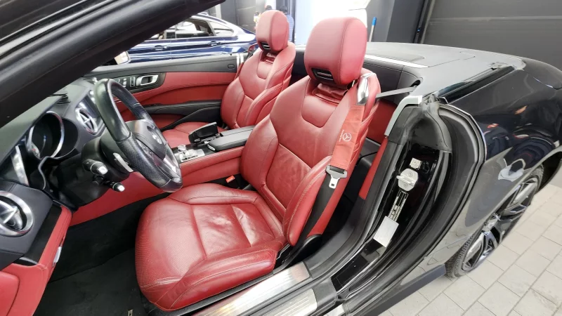 Mercedes-Benz SL-Class