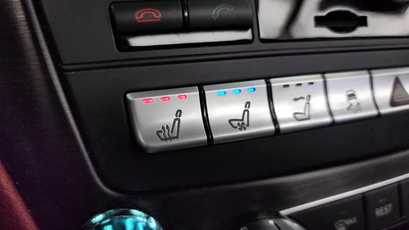 Mercedes-Benz SL-Class