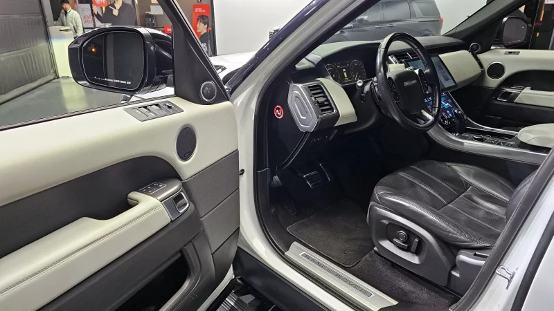 Land Rover RANGE ROVER SPORT
