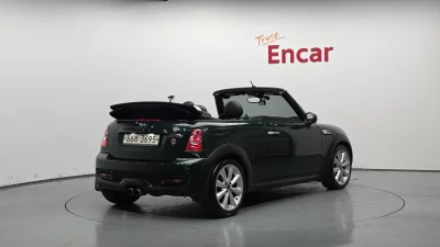 MINI Cooper Convertible
