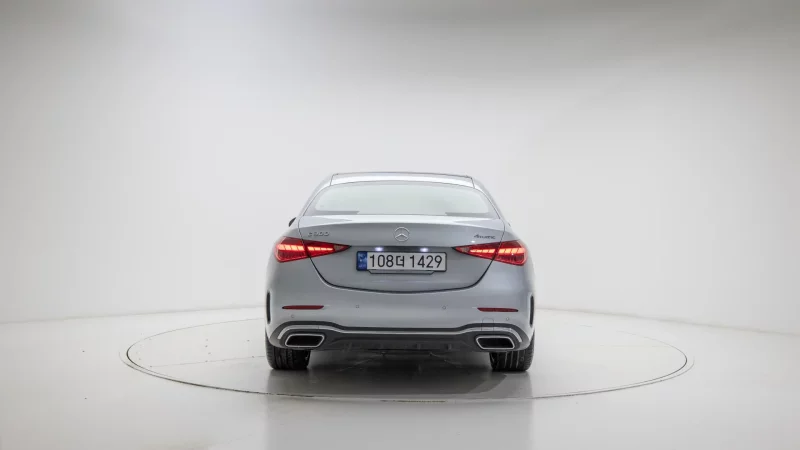 Mercedes-Benz C-Class