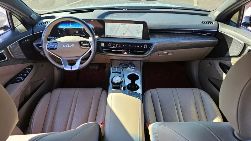 Kia K8