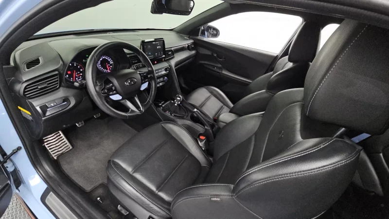 Hyundai Veloster