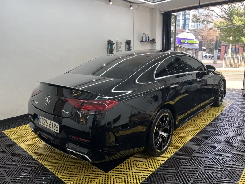 Mercedes-Benz CLS-Class