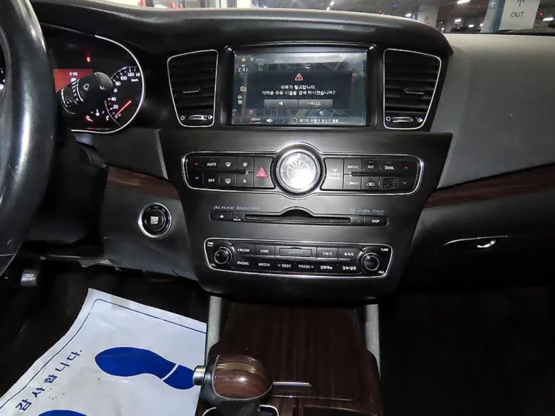 Kia K7