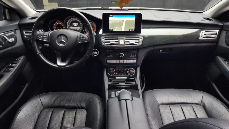 Mercedes-Benz CLS-Class