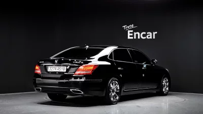 Hyundai Equus
