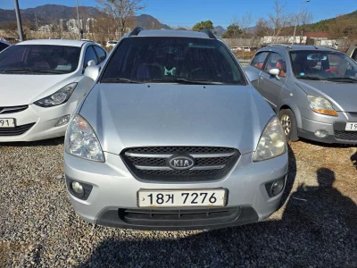 Kia Carens