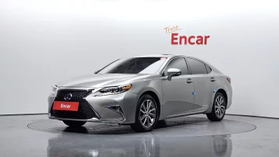 Lexus ES300h