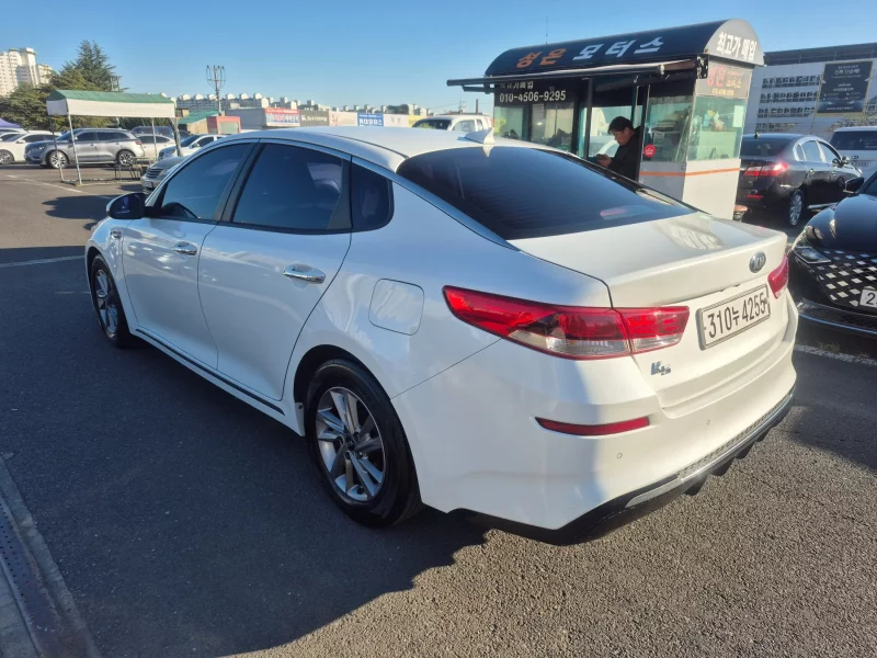 Kia K5