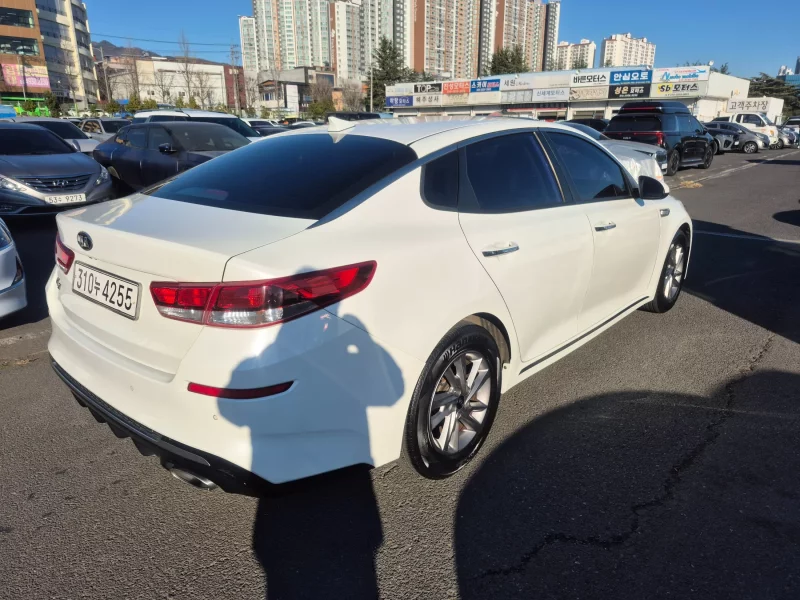Kia K5