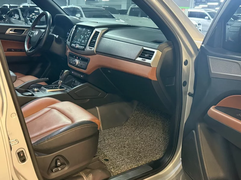 SsangYong Rexton Sports