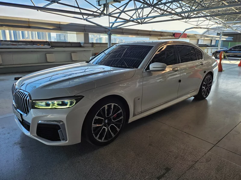BMW 7-Series