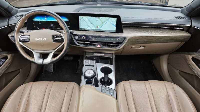 Kia K8