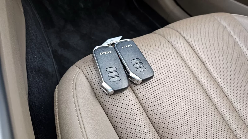 Kia K8