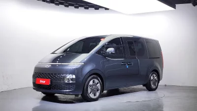 Hyundai Staria
