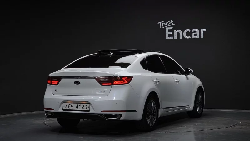 Kia K7