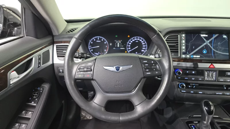 Hyundai Genesis