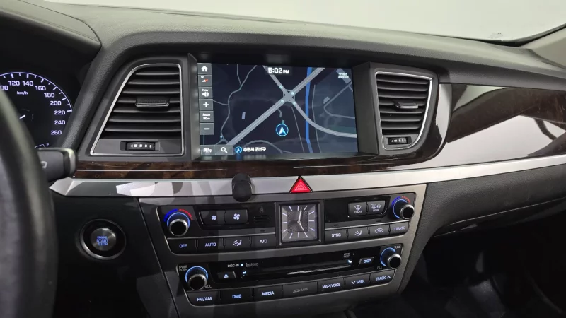 Hyundai Genesis
