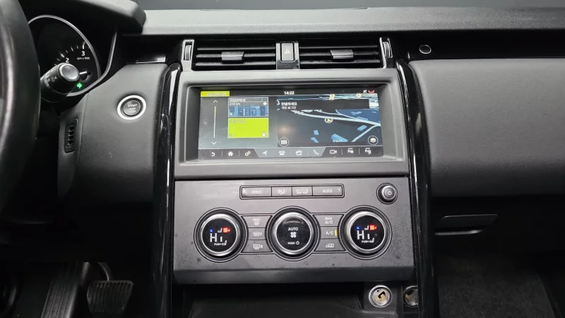 Land Rover DISCOVERY