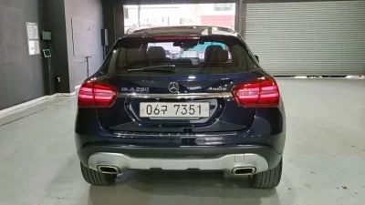 Mercedes-Benz GLA-Class