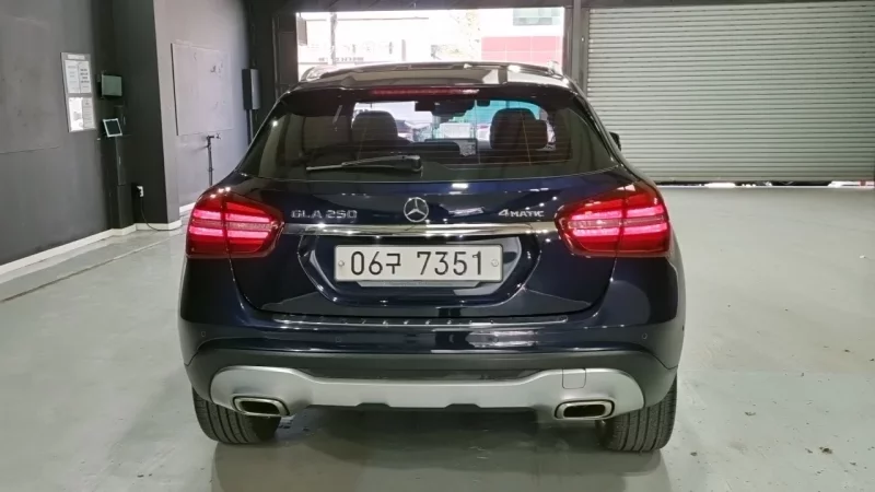 Mercedes-Benz GLA-Class