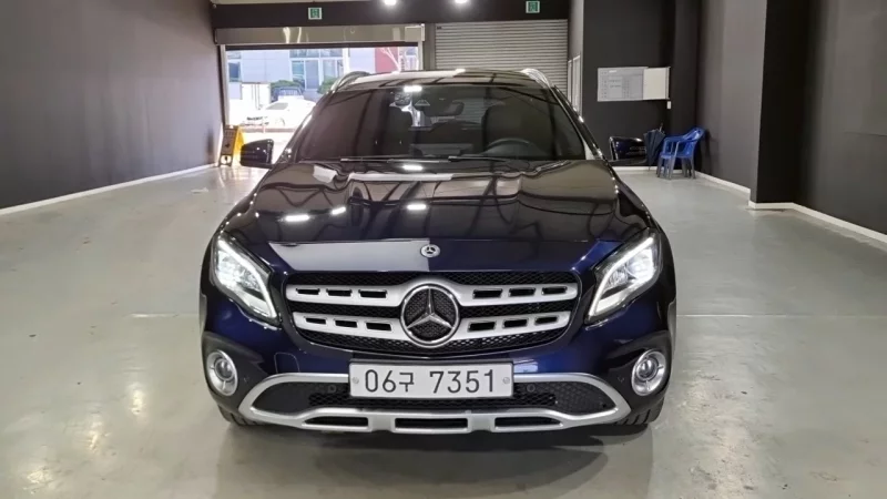 Mercedes-Benz GLA-Class