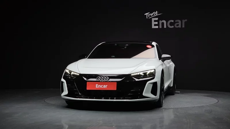 Audi E-TRON GT