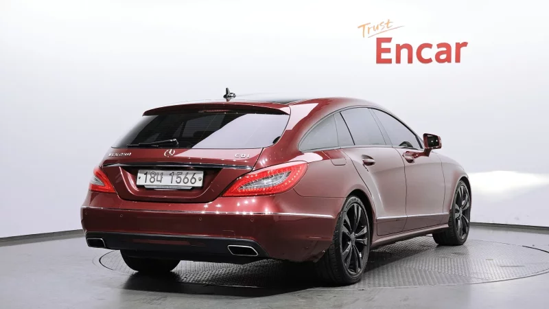 Mercedes-Benz CLS-Class