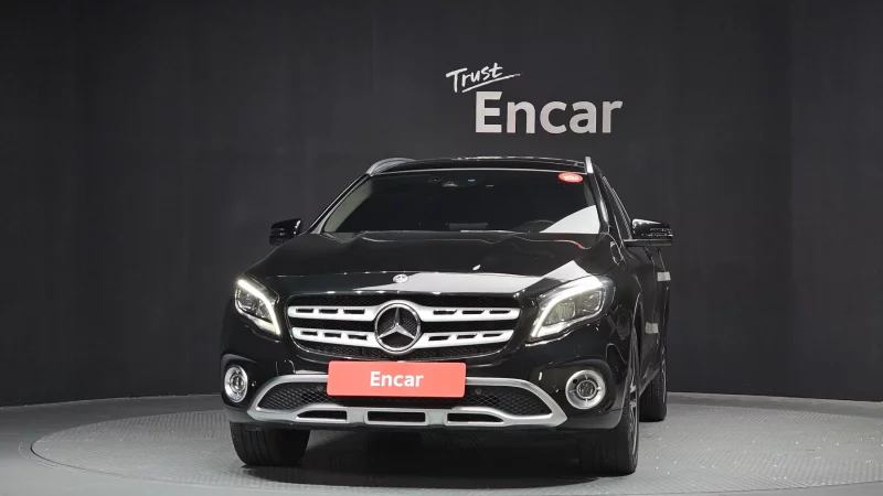 Mercedes-Benz GLA-Class