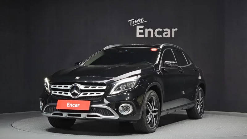 Mercedes-Benz GLA-Class