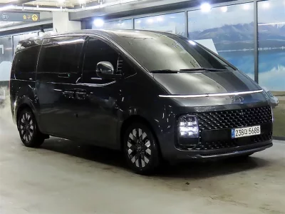Hyundai Staria