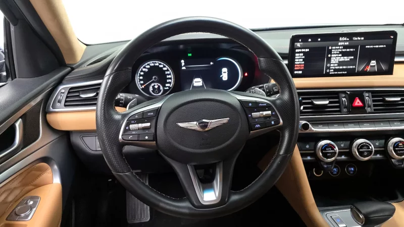 Genesis G70