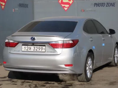 Lexus ES300h