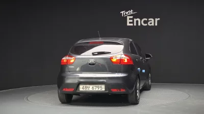 Kia pride