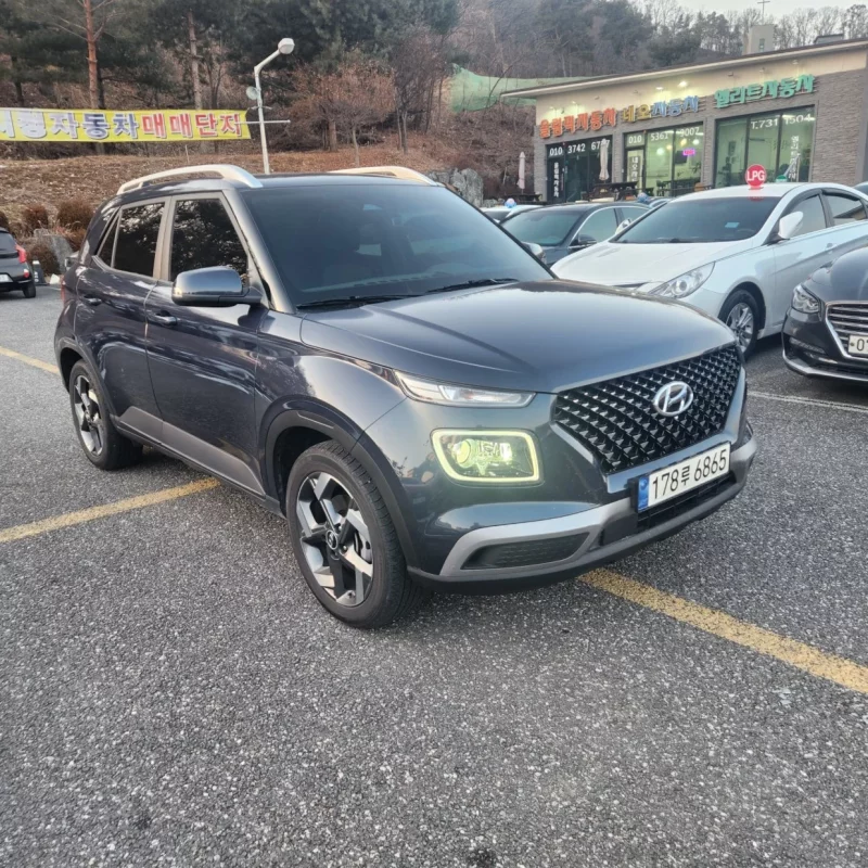 Hyundai Venue
