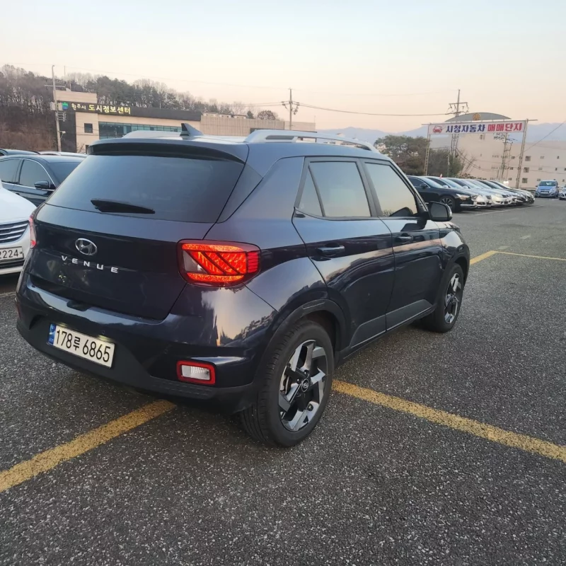 Hyundai Venue