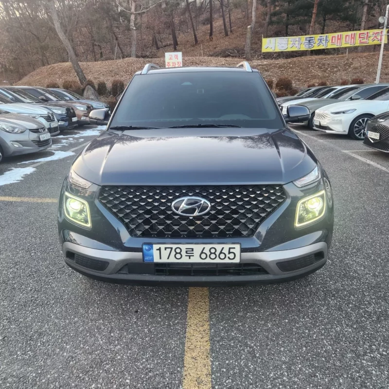 Hyundai Venue