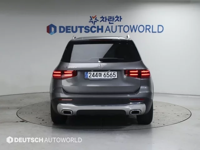 Mercedes-Benz GLB-Class